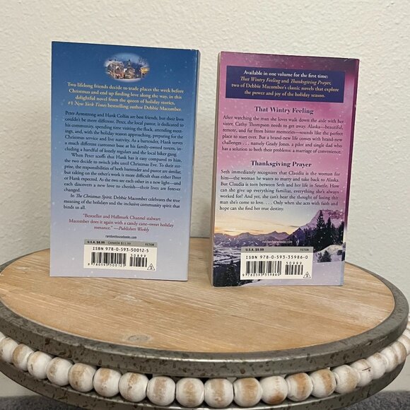 Debbie Macomber | Novel Book Holiday Christmas - Picture 2 of 2